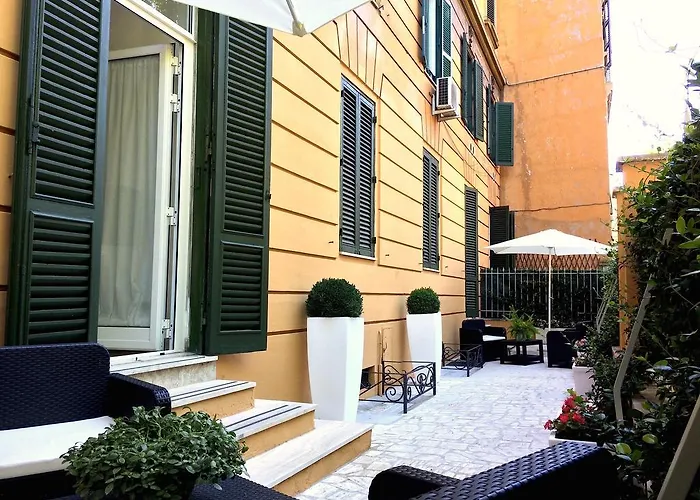 St. George\'S Vatican Suites